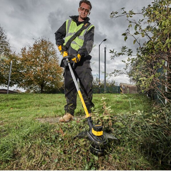 Акумулаторен тример DeWALT DCM561PBS - Image 2